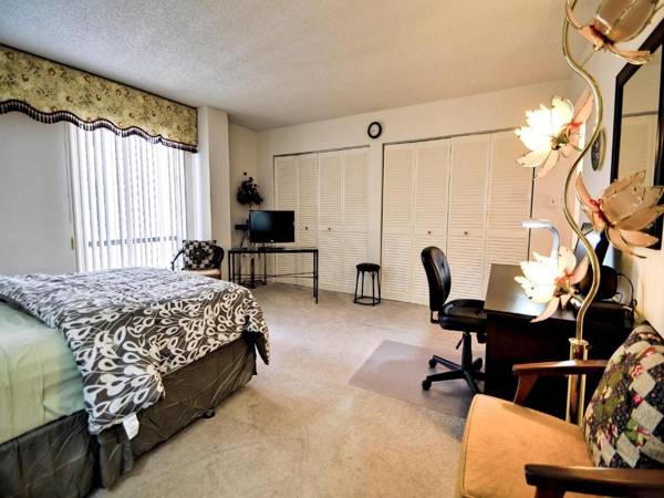 Workspace - 440 West Condos 1408N