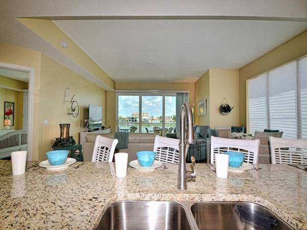 Sandpiper's Cove 303 Waterfront 3 Bedroom 2 Bathroom - Sandpiper's Cove 23146