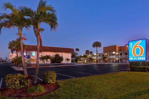 Motel 6-Cocoa Beach FL