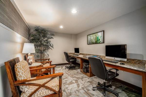 Workspace - La Quinta by Wyndham Cocoa Beach Oceanfront