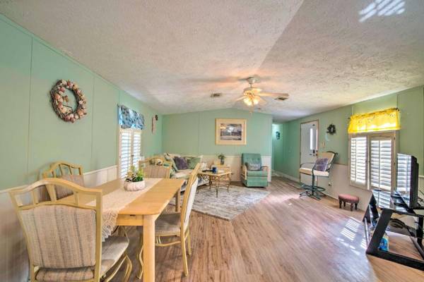 Workspace - Family Getaway with Yard - Near Beaches and Parks!