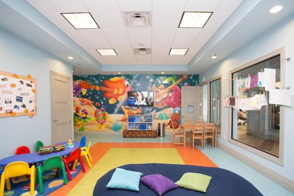 Champions Gate - 5 Bed - Home with Private Pool