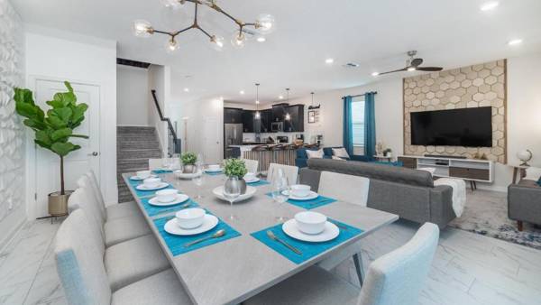 Lyon King Offer Water Park & Lazy River