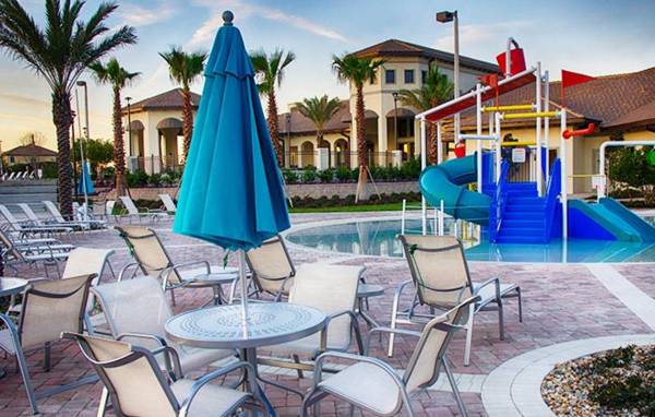 Marvelous 4 Bedroom w/ Screened Pool Close to Disney 1569