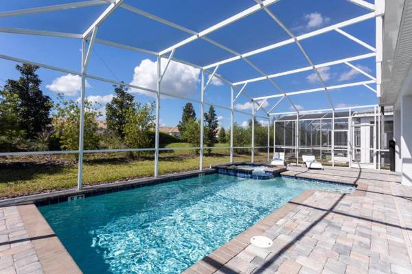 Luxurious Single Family Home w Pool Close to Disney 1568M