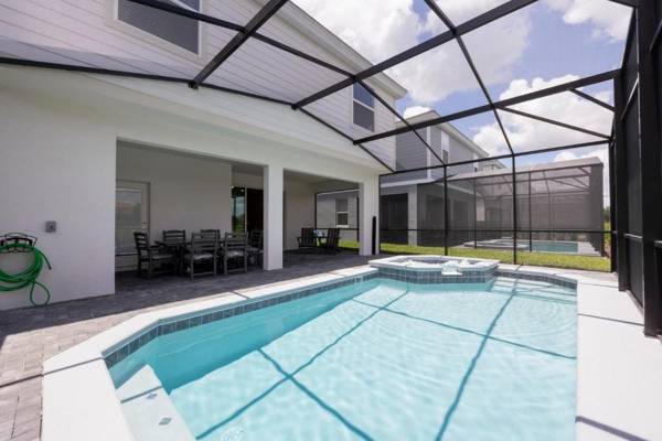 Stunning 6 Bd w/ Pool Close to Disney @ Solterra Resort 7211