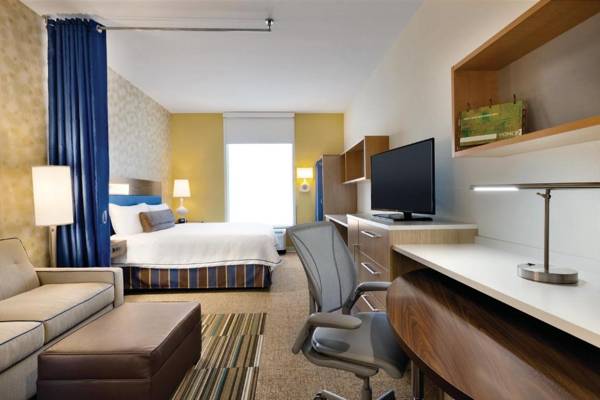 Workspace - Home2 Suites by Hilton Destin