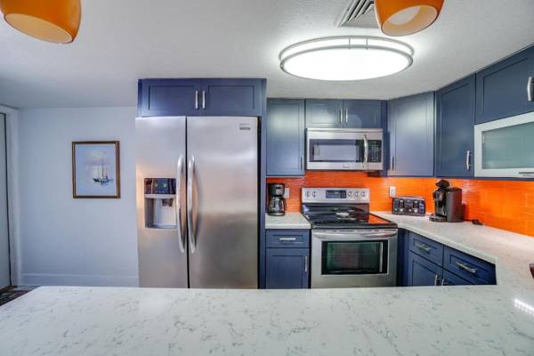 Holiday Surf & Racquet Club by Panhandle Getaways