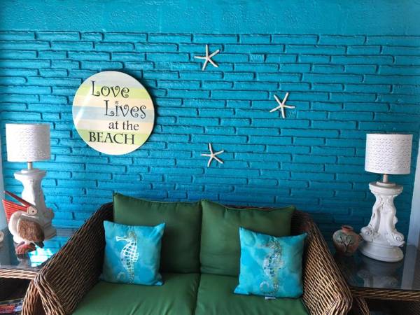 Courtyard Villa Hotel