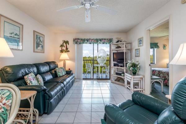 Admiral's Bay 152 2 Bedrooms Heated Pool BBQ Tennis Elevator Sleeps 4