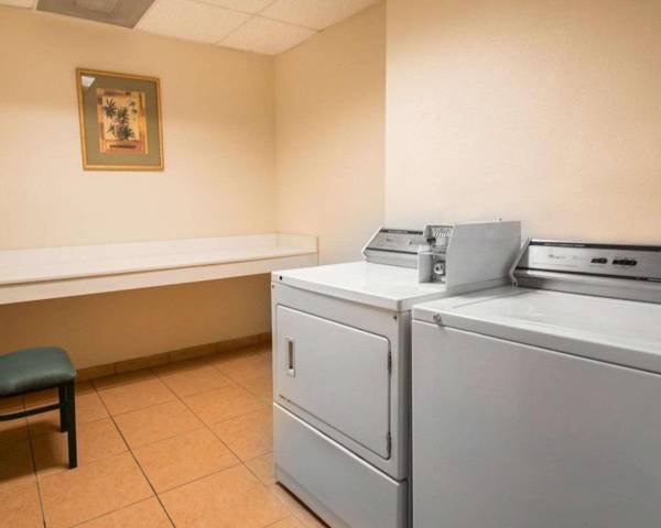 Comfort Suites Fort Pierce I-95