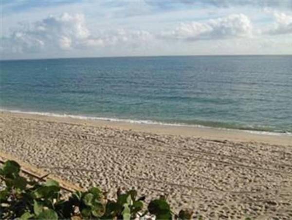 Seabonay Oceanfront Beach Resort