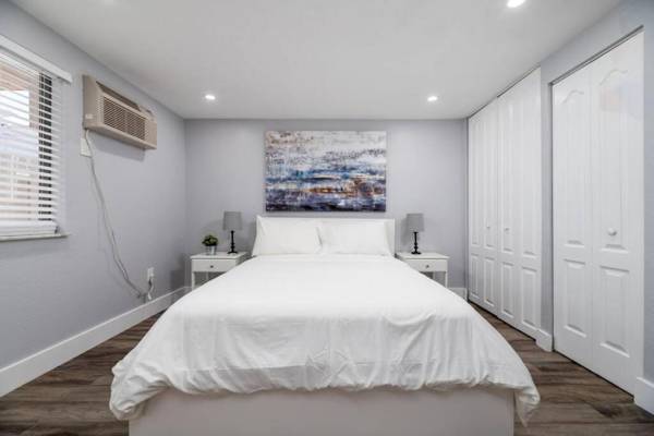 Shell on the Beach 107 - RENOVATED