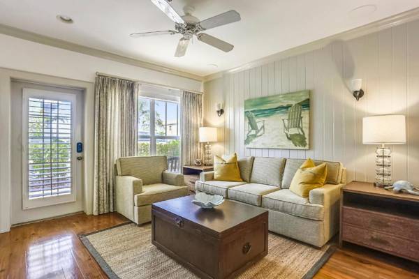 Charming Beach Condo with modern island authenticity
