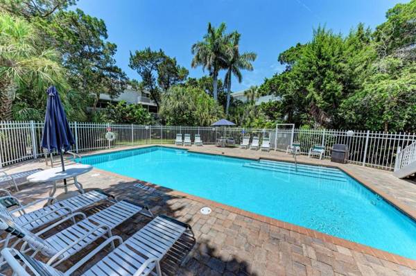 Beach Walk - 6250 Holmes #31