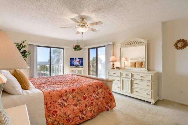 210 Reef Club