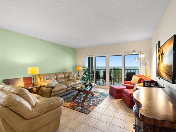 Reflections on the Gulf 405 Sleeps 6 2 Bedroom Gulf Front Pool Spa WiFi