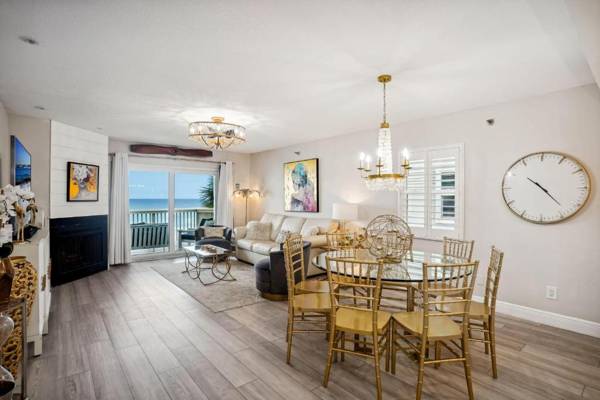 Pelican Pointe 5B Upscale Gorgeous Panoramic Views