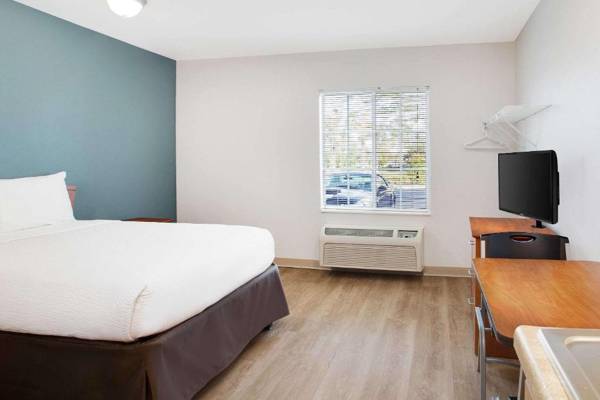 WoodSpring Suites Jacksonville I-295 East