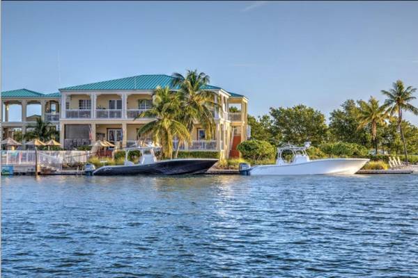 Grand Marina Suites Stock Island Yacht Club