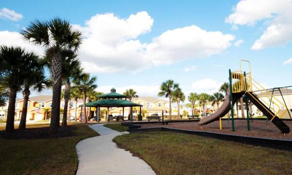 Four Bedroom w/ GameRoom 5152A