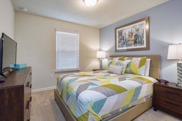 Windsor-5 Bed Townhouse w/splashpool-3811WW