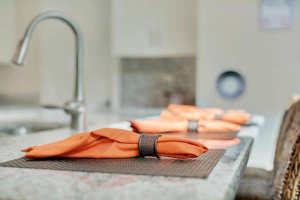 Five Bedrooms Single Family 4759