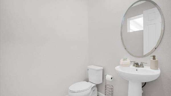 Unique Vacation Homes located Doorsteps to Disney World