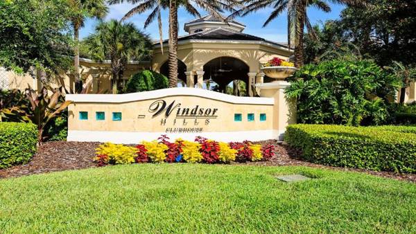 Windsor Hills Luxury Pool Villa Close to Disney- 7797BC