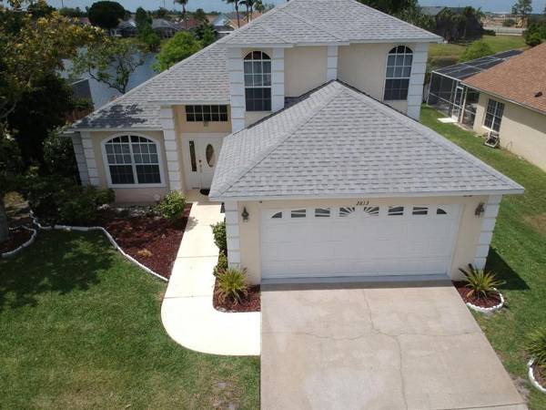 Mickey's Lake Villa 2