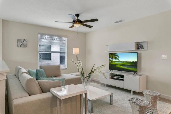 Storey Lake - 5 Bedroom Pool Home- 1667ST