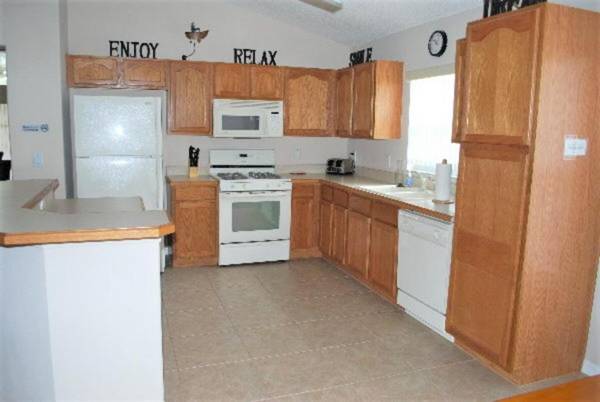 Luxury 5-Bed Villa located only 3 miles from Disney World