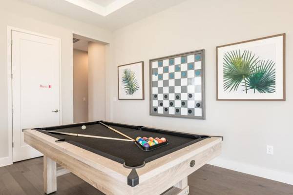 Brilliant Home in Bears Den Near Disney with Private Pool Movie Room Game Room & Resort Amenities - 996JN