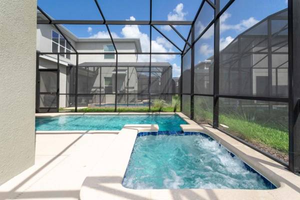 Gorgeous 6Bd Single Family w/ Pool @ Storey Lake 2767 O