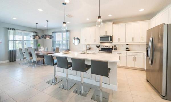 Beautiful 5 Star Villa with Private Pool on the Prestigious Encore Resort at Reunion Orlando Villa 4467