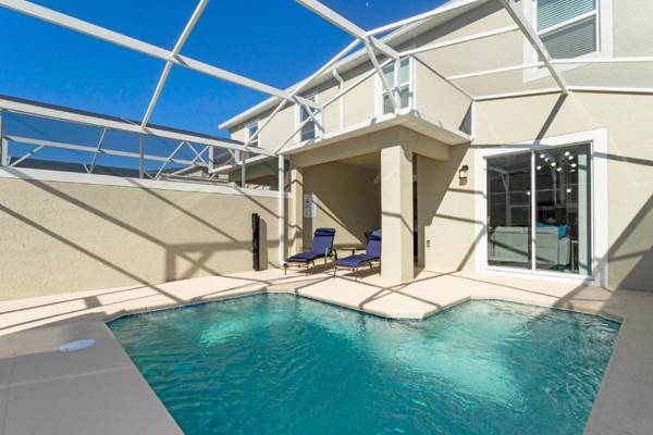 Stunning 4 Bd w/ Pool Close to Disney @ Champions Gate 990