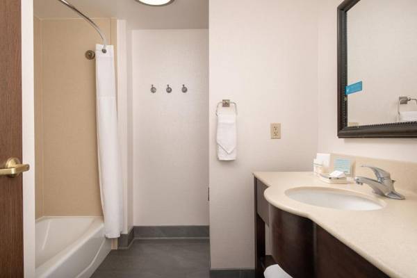 Hampton Inn & Suites Lake City