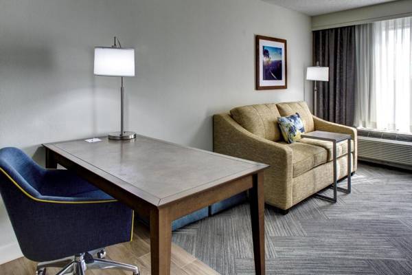 Workspace - Hampton Inn & Suites at Lake Mary Colonial Townpark