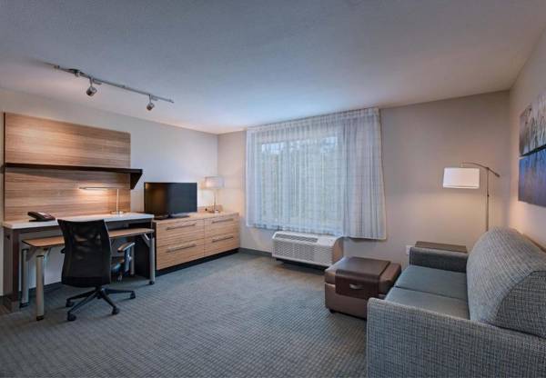 Workspace - TownePlace Suites by Marriott Lakeland