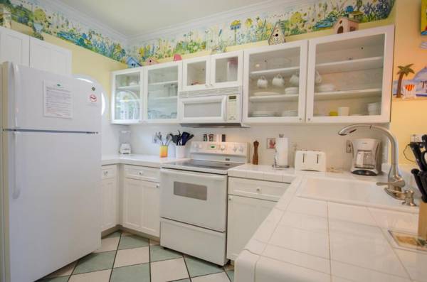 Village at Hawks Cay Villas by KeysCaribbean