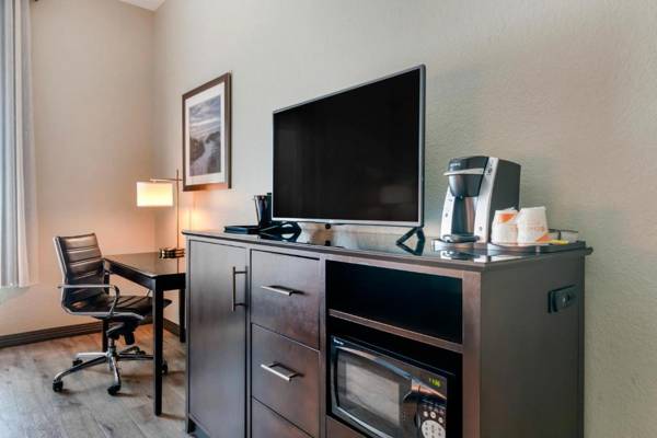 Workspace - Comfort Inn & Suites Melbourne-Viera