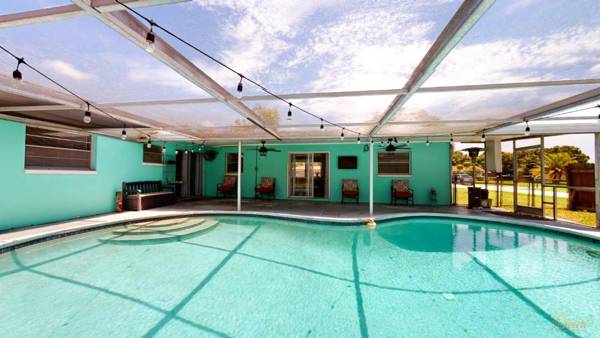 Private Pool - Pet-Friendly! - Minutes to Beach & Golf - FLMEL1