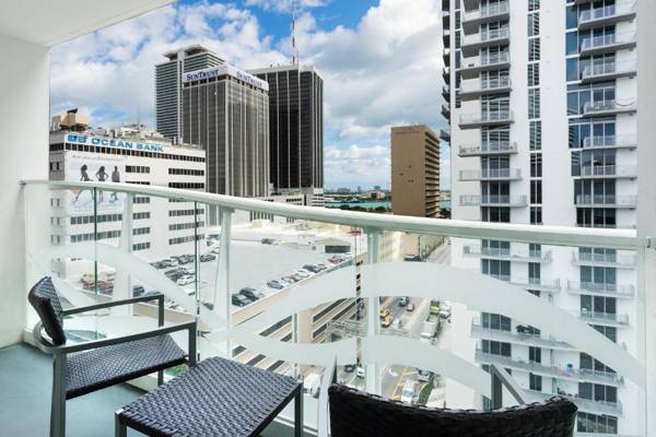 Courtyard Miami Downtown Brickell Area
