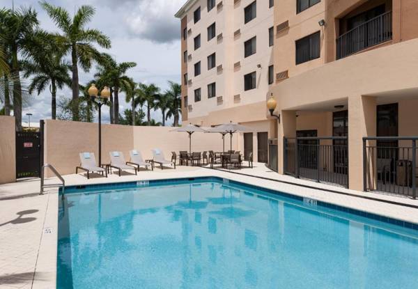 Courtyard by Marriott Miami at Dolphin Mall