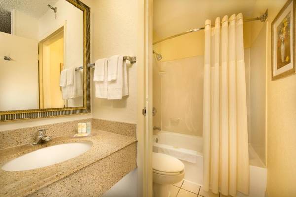 Quality Inn Miami Airport - Doral