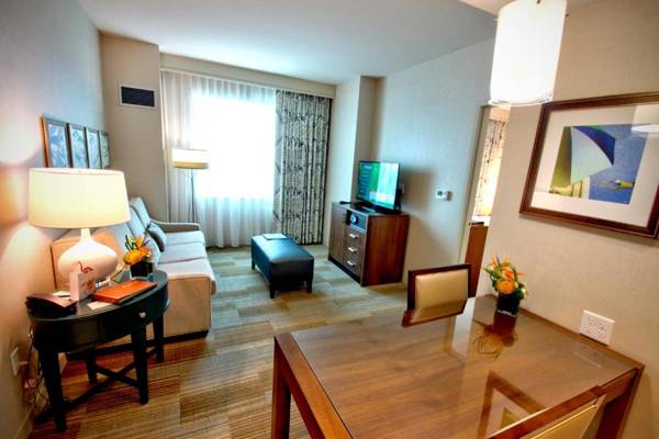 Homewood Suites by Hilton Miami Dolphin Mall