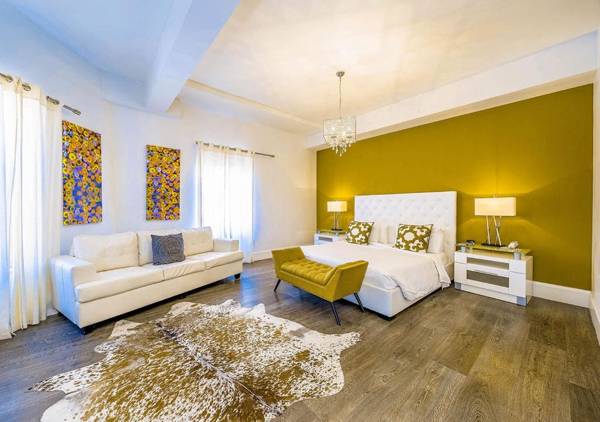 Ithaca of South Beach Hotel