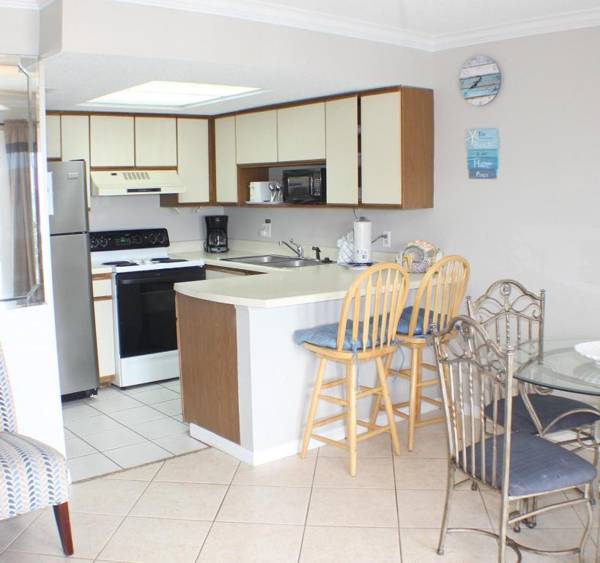 Summer Breeze Condominium 304