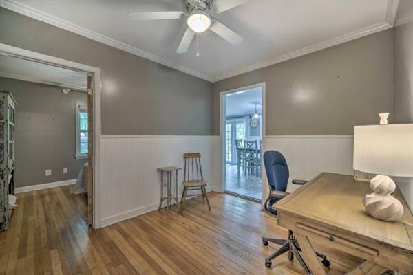 Workspace - Charming Mt Dora Home with Shared Patio and Yard!