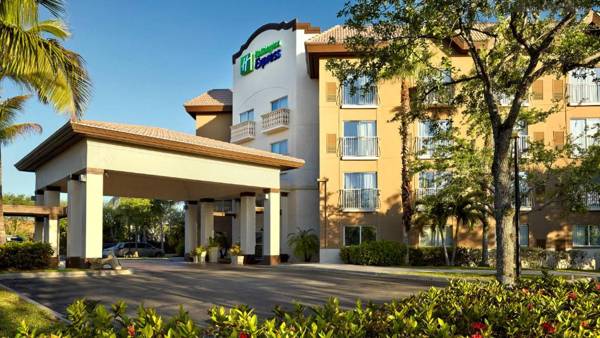 Holiday Inn Express Naples Downtown 5th Avenue an IHG Hotel